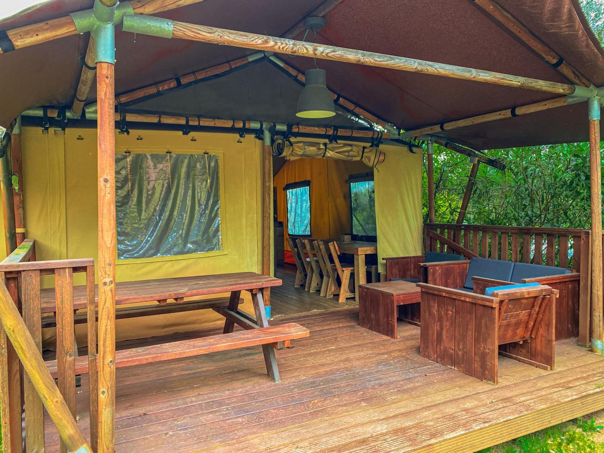 Camping Parc Gualba Гуальба-де-Дальт Экстерьер фото